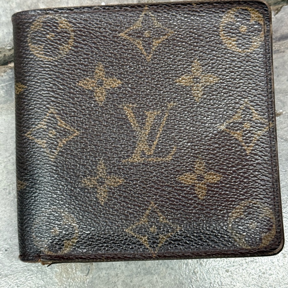 Authentic Louis Vuitton Monogram Canvas Money Clip Wallet in Brown and Gold